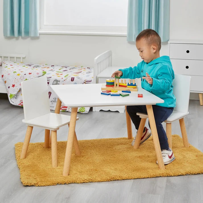 Dečiji sto sa 2 stolice KINDER HOME drveni set